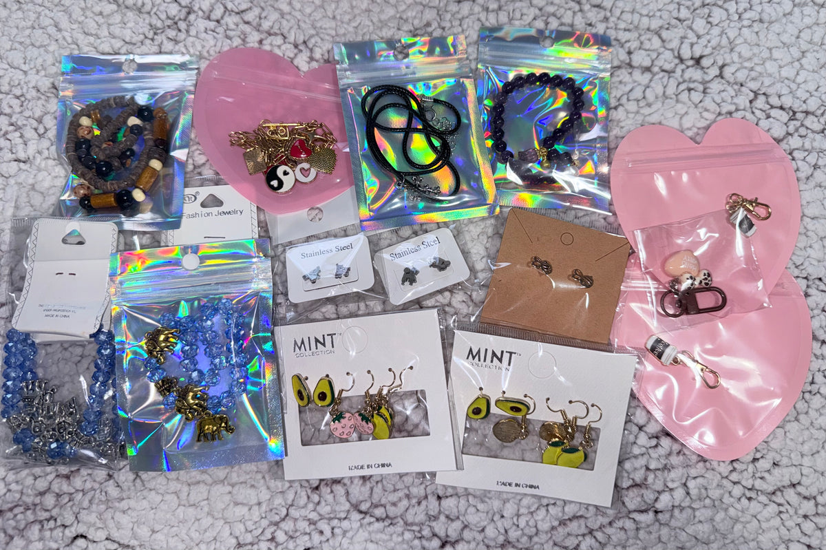 Jewelry/Brooch Bundle